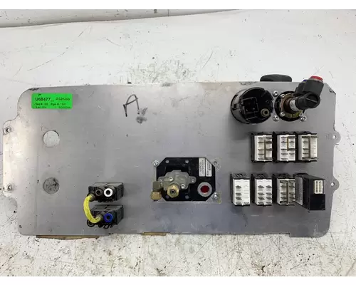 FREIGHTLINER COLUMBIA Dash Panel