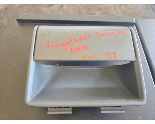 FREIGHTLINER COLUMBIA Dash Panel
