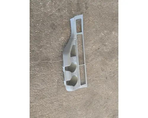 FREIGHTLINER COLUMBIA Dash Panel
