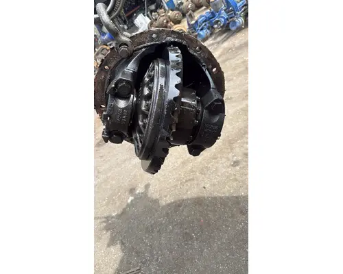 FREIGHTLINER COLUMBIA Differential Assembly (Rear, Rear)