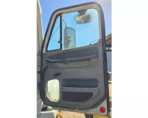 FREIGHTLINER COLUMBIA Door Assembly, Front