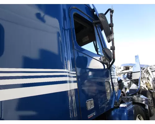 FREIGHTLINER COLUMBIA Door Assembly, Front