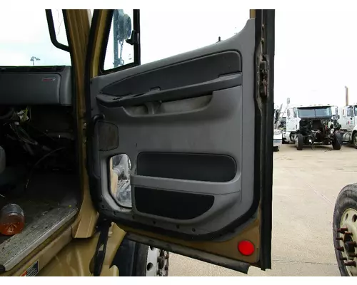 FREIGHTLINER COLUMBIA Door Assembly, Front