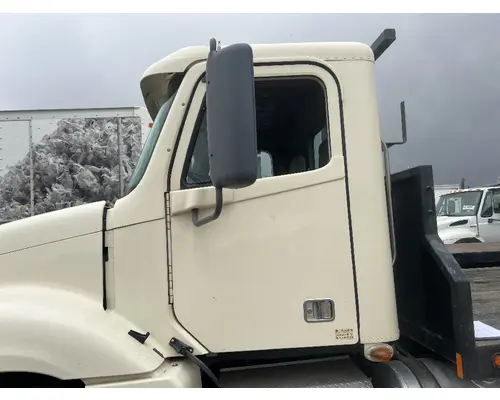 FREIGHTLINER COLUMBIA Door Assembly, Front