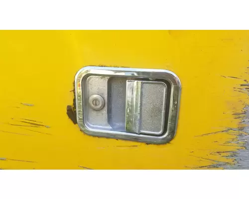 FREIGHTLINER COLUMBIA Door Handle