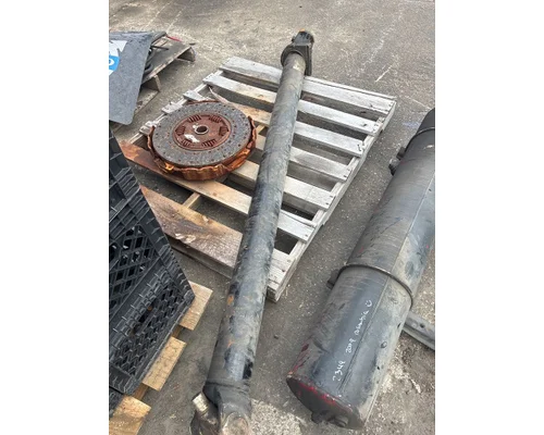 FREIGHTLINER COLUMBIA Drive Shaft, Front