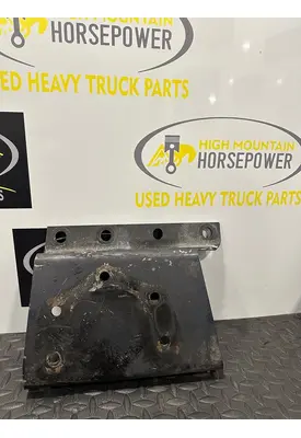 FREIGHTLINER COLUMBIA Engine Mounts