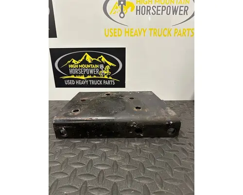 FREIGHTLINER COLUMBIA Engine Mounts