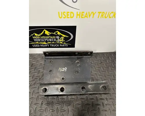 FREIGHTLINER COLUMBIA Engine Mounts