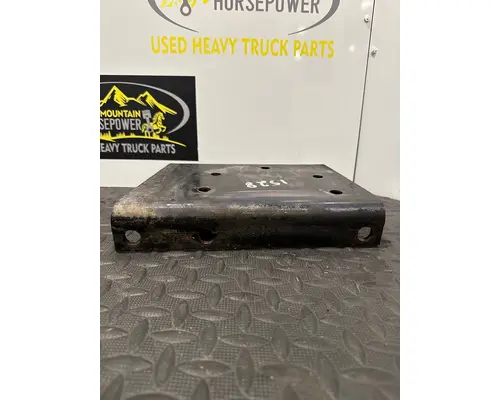 FREIGHTLINER COLUMBIA Engine Mounts