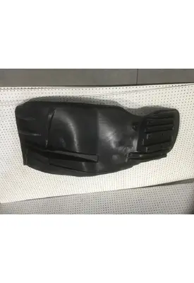 FREIGHTLINER COLUMBIA FENDER-INNER