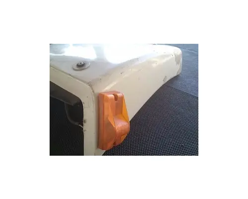 FREIGHTLINER COLUMBIA Fender Extension