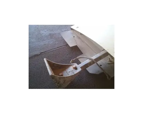 FREIGHTLINER COLUMBIA Fender Extension