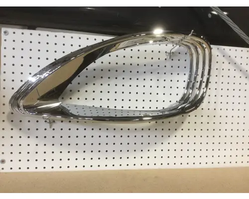 FREIGHTLINER COLUMBIA HEADLAMP BEZEL