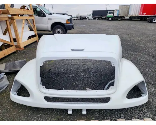 FREIGHTLINER COLUMBIA HOOD