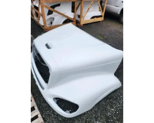 FREIGHTLINER COLUMBIA HOOD