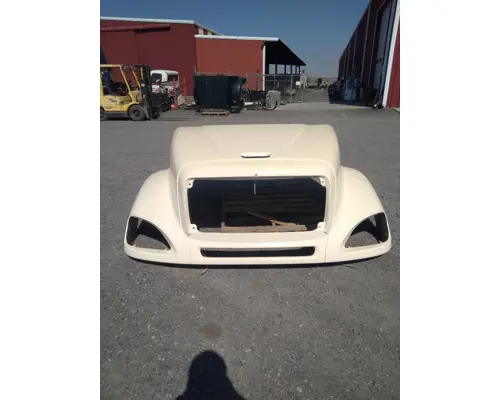 FREIGHTLINER COLUMBIA HOOD