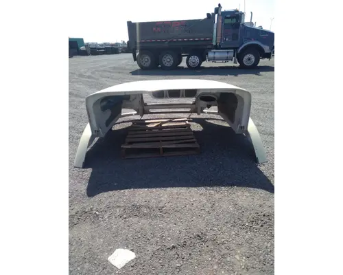 FREIGHTLINER COLUMBIA HOOD