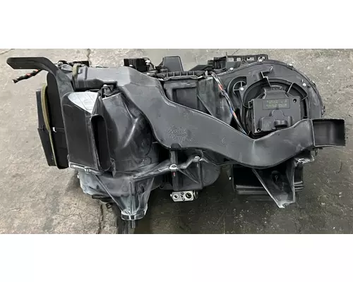 FREIGHTLINER COLUMBIA Heater Assembly