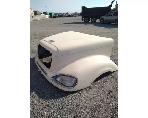 FREIGHTLINER COLUMBIA Hood