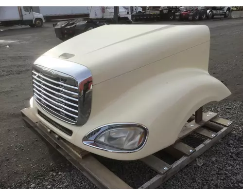 FREIGHTLINER COLUMBIA Hood