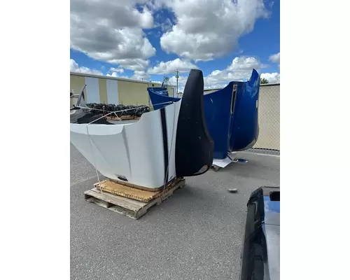 FREIGHTLINER COLUMBIA Hood