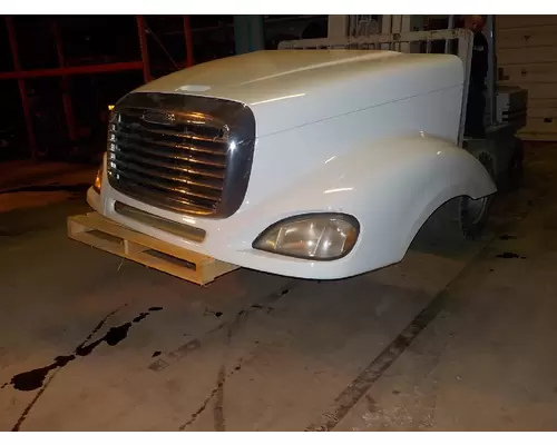 FREIGHTLINER COLUMBIA Hood