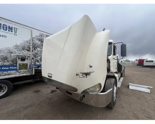 FREIGHTLINER COLUMBIA Hood