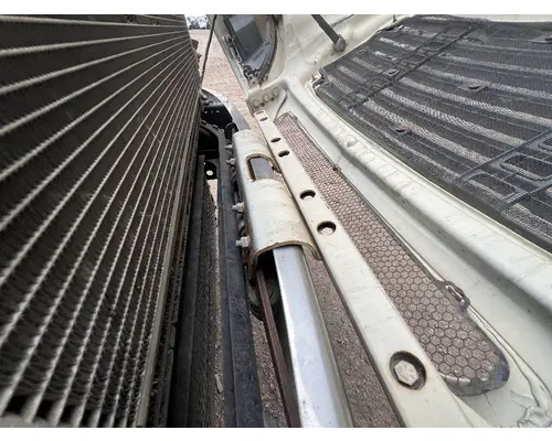FREIGHTLINER COLUMBIA Hood