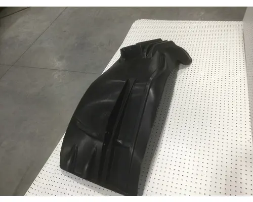 FREIGHTLINER COLUMBIA INNER FENDER