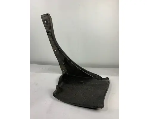 FREIGHTLINER COLUMBIA INNER FENDER