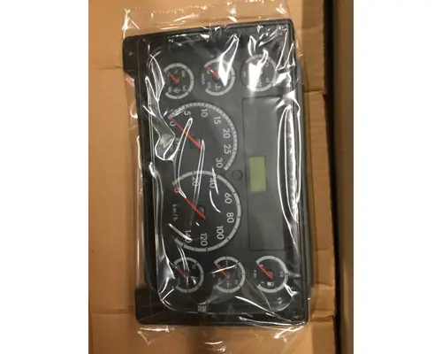 FREIGHTLINER COLUMBIA INSTRUMENT CLUSTER
