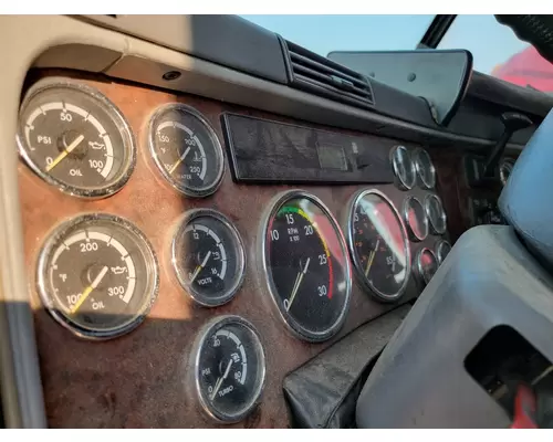 FREIGHTLINER COLUMBIA Instrument Cluster