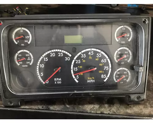 FREIGHTLINER COLUMBIA Instrument Cluster