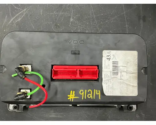 FREIGHTLINER COLUMBIA Instrument Cluster