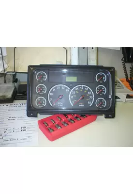 FREIGHTLINER COLUMBIA Instrument Cluster