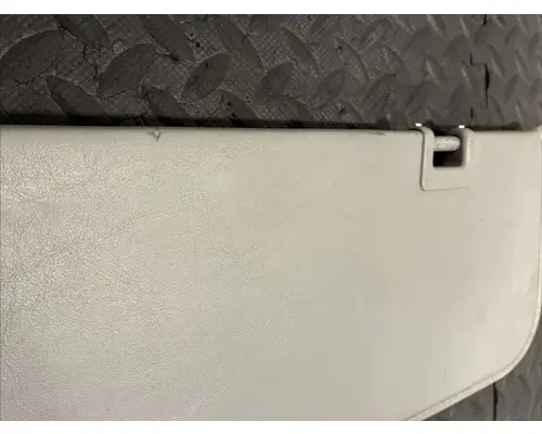 FREIGHTLINER COLUMBIA Interior Sun Visor