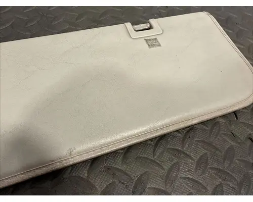 FREIGHTLINER COLUMBIA Interior Sun Visor