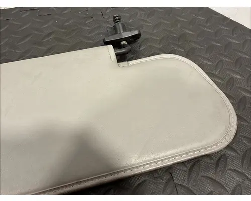 FREIGHTLINER COLUMBIA Interior Sun Visor