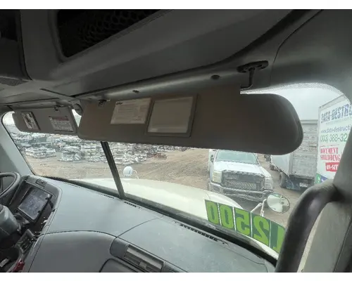 FREIGHTLINER COLUMBIA Interior Sun Visor