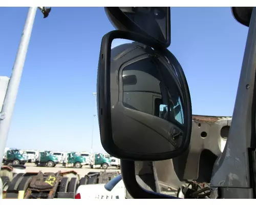 FREIGHTLINER COLUMBIA Mirror (Side View)