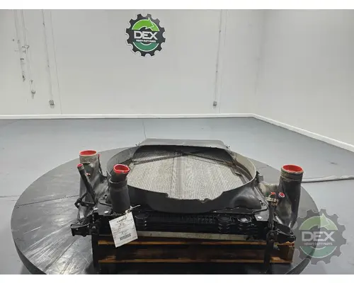 FREIGHTLINER COLUMBIA Radiator