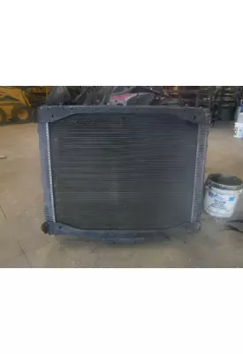 FREIGHTLINER COLUMBIA Radiator