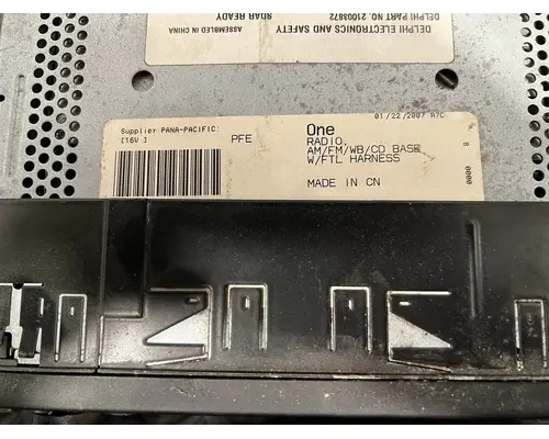 FREIGHTLINER COLUMBIA Radio