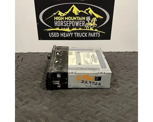 FREIGHTLINER COLUMBIA Radio