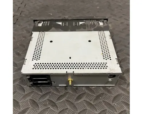 FREIGHTLINER COLUMBIA Radio