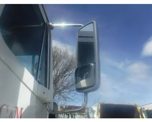 FREIGHTLINER COLUMBIA Side View Mirror