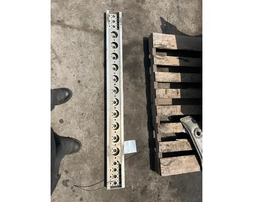 FREIGHTLINER COLUMBIA Step