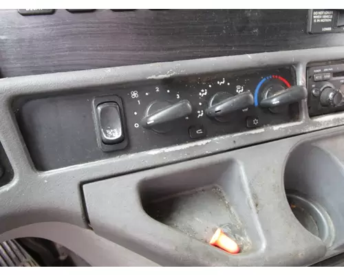 FREIGHTLINER COLUMBIA Temperature Control