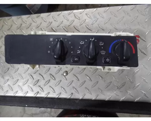 FREIGHTLINER COLUMBIA Temperature Control